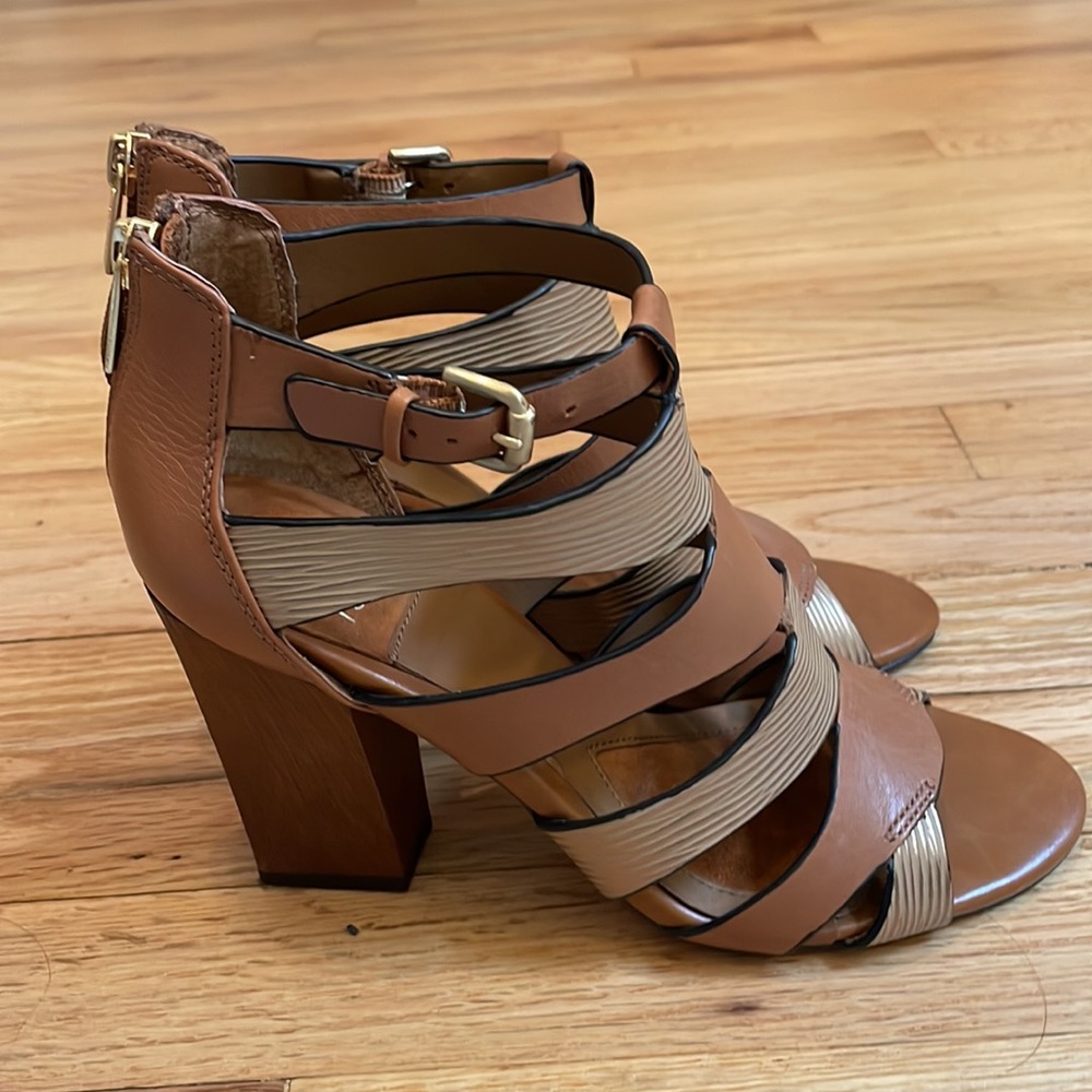 ISOLA HEELS
